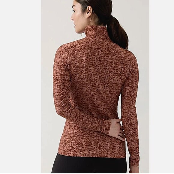 Athleta Flurry Seamless Turtleneck | Size XS | Color: Abstract Conch Pink - Picture 8 of 11